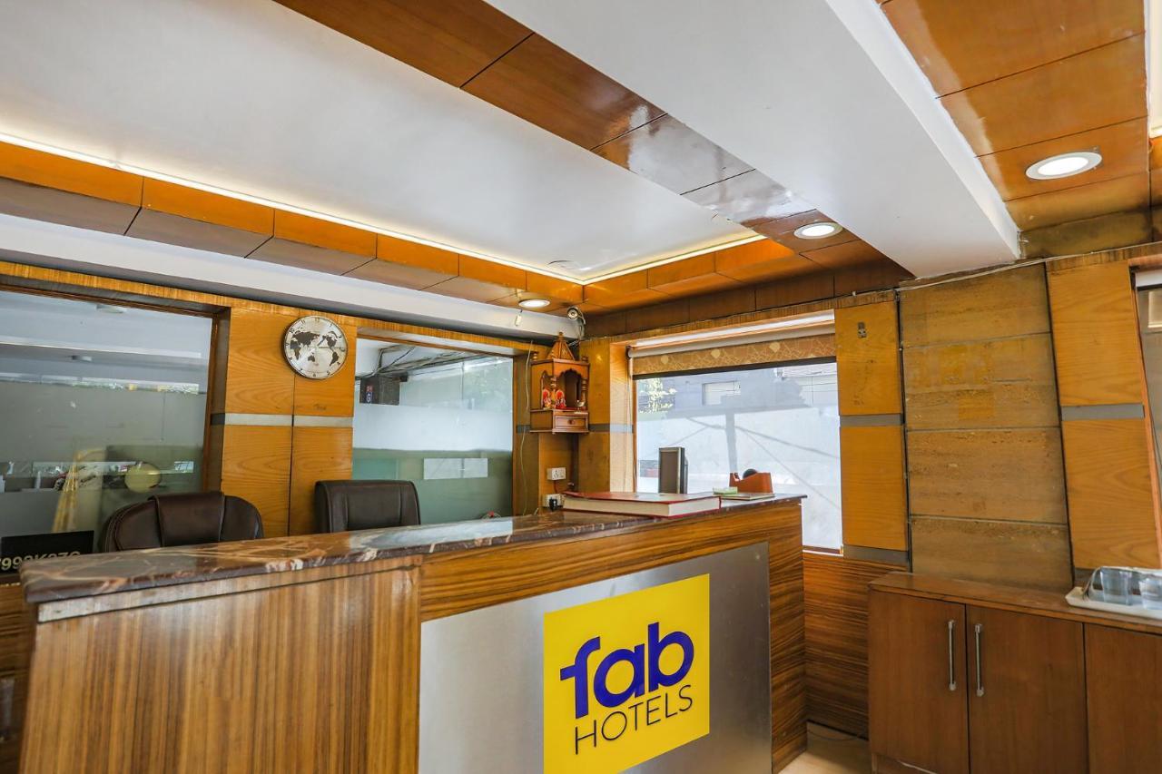 Fabhotel Trio Continental Patel Nagar 新德里 外观 照片