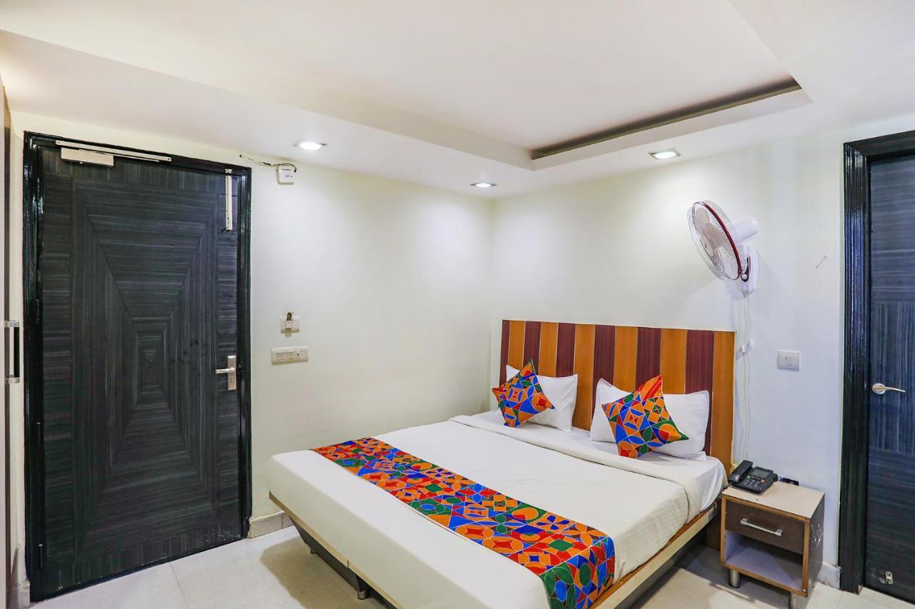 Fabhotel Trio Continental Patel Nagar 新德里 外观 照片