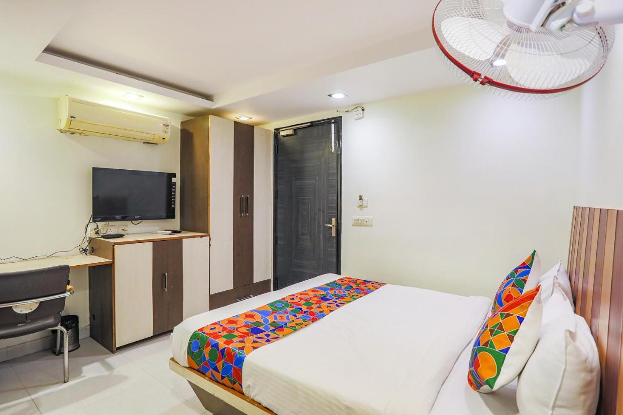 Fabhotel Trio Continental Patel Nagar 新德里 外观 照片