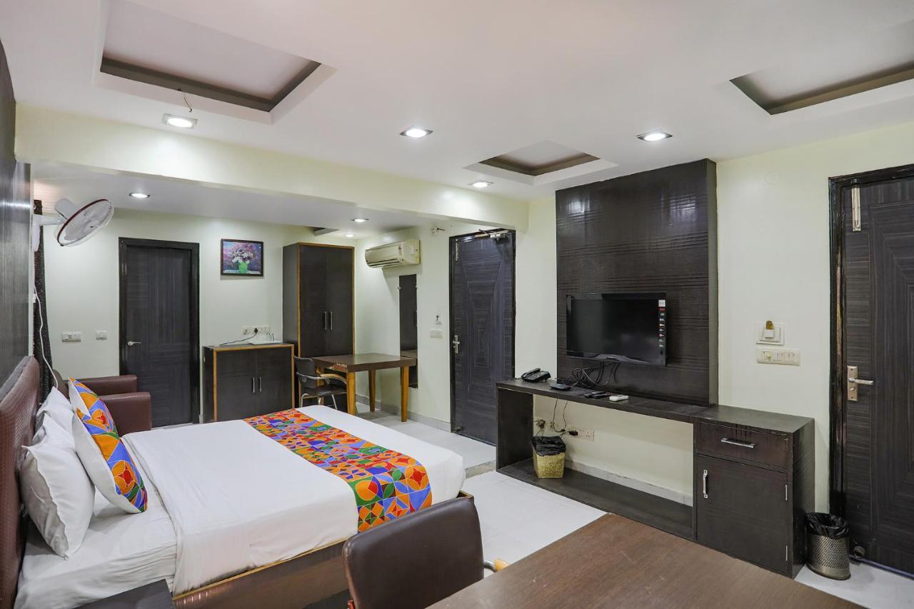 Fabhotel Trio Continental Patel Nagar 新德里 外观 照片