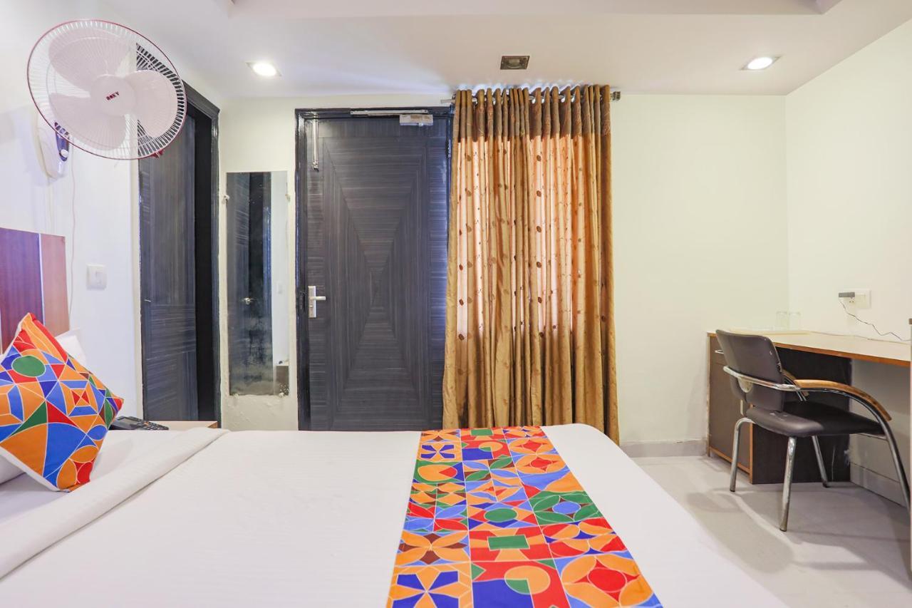 Fabhotel Trio Continental Patel Nagar 新德里 外观 照片